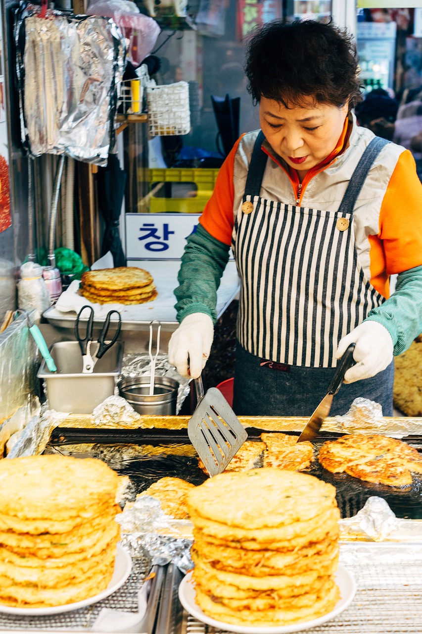 about-us-02 asia, asian, south korea, korean, meal, child, family, cook, woman, people, kitchen, happy, breakfast, enjoy the meal, to bake, loaf, table, home, cakes, mother, bakery, dinner, grill, traditional, south korea, south korea, south korea, south korea, south korea